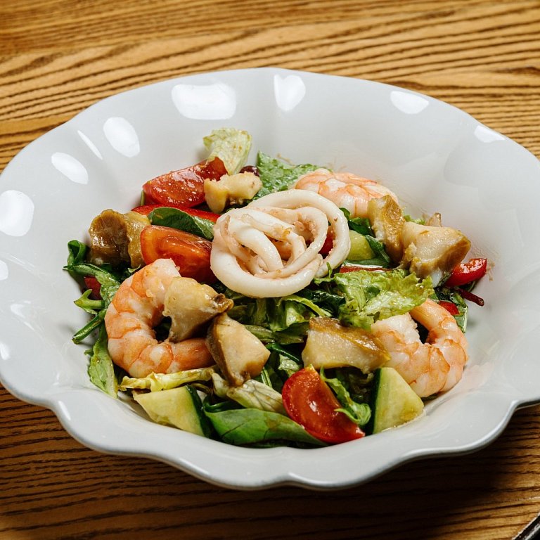 П С морепродуктами миксом из овощей и оливковым маслом